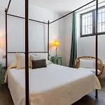 Arena House Conil Penzion 4*