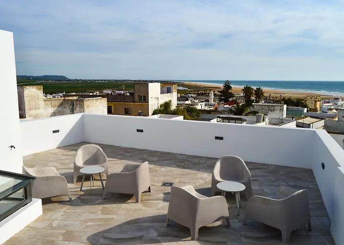 Arena House Conil 招待所 4*